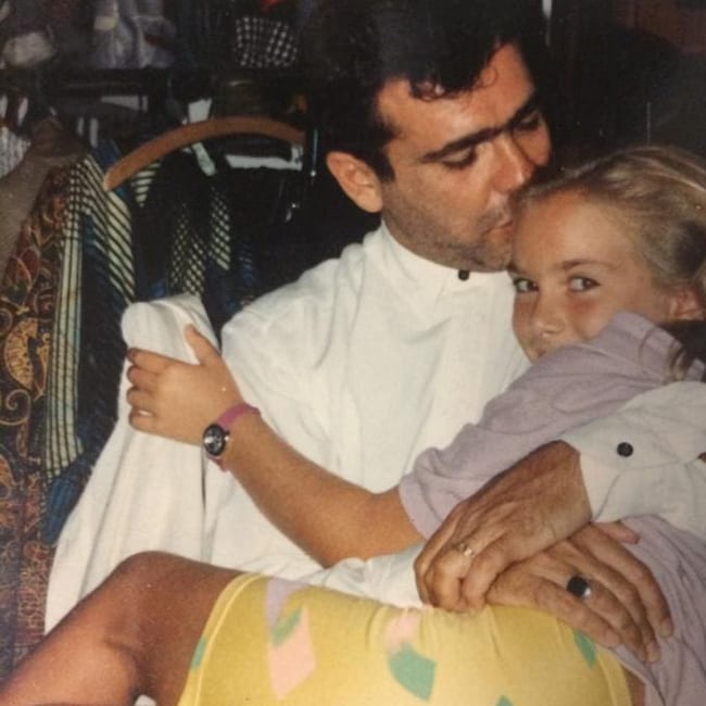 Kira Miró con su padre