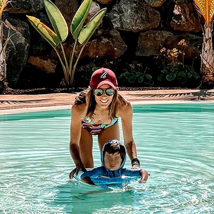 De la playa a la nieve: el cambio radical de Ana Boyer y su familia '¡en menos de 24 horas!'