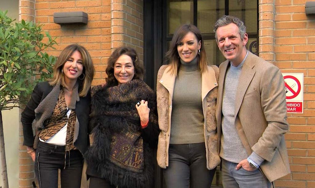 ¡Abrazos y mucho cariño! El emotivo reencuentro de Ana Rosa Quintana con sus compañeros del programa