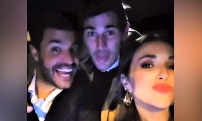 El sorprendente selfie de Paula Echevarría y Miguel Torres con Iker Casillas