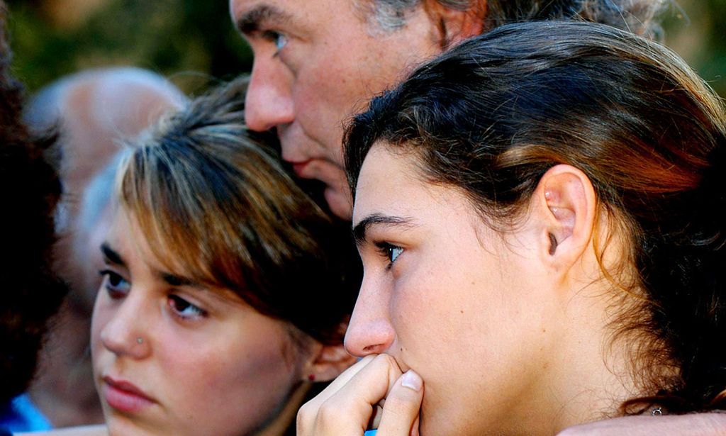 Las lágrimas de Claudia Osborne al recordar las ausencias de su padre, Bertín, durante su infancia