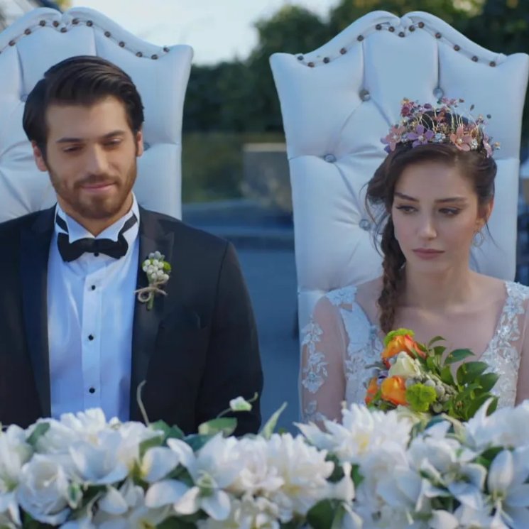  Las parejas de las series turcas que nos han hecho volver a creer en el amor