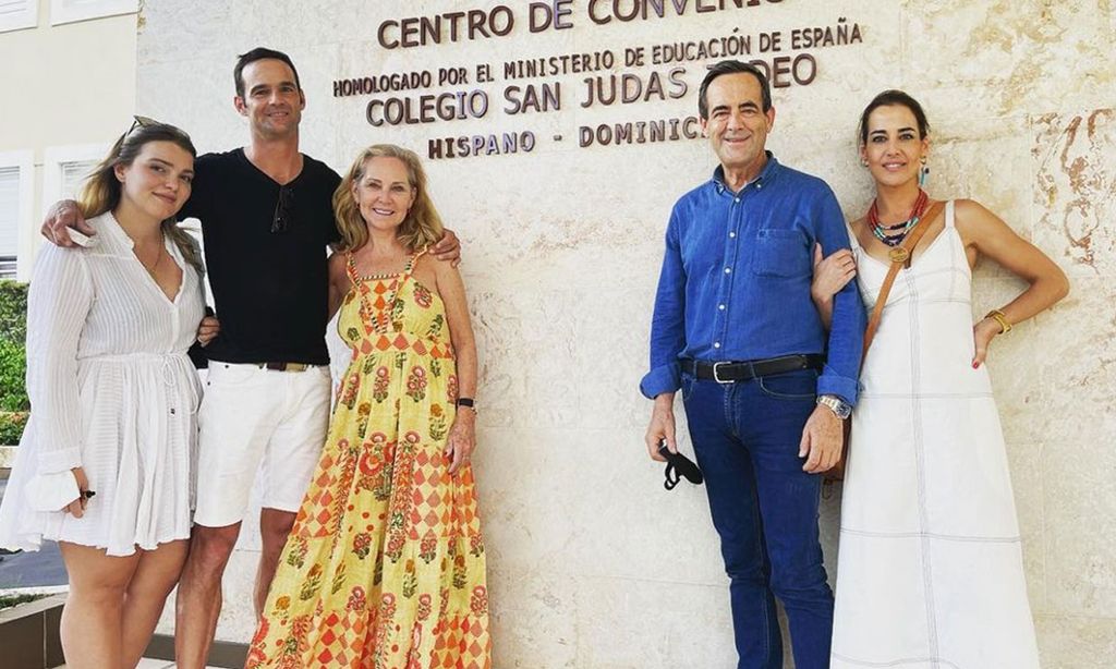 La emotiva sorpresa que José Bono, junto a sus hijos, ha preparado para su ex Ana Rodríguez