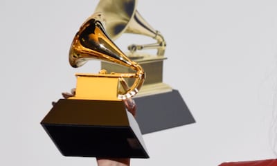Los premios Grammy 2022 se aplazan hasta nuevo aviso