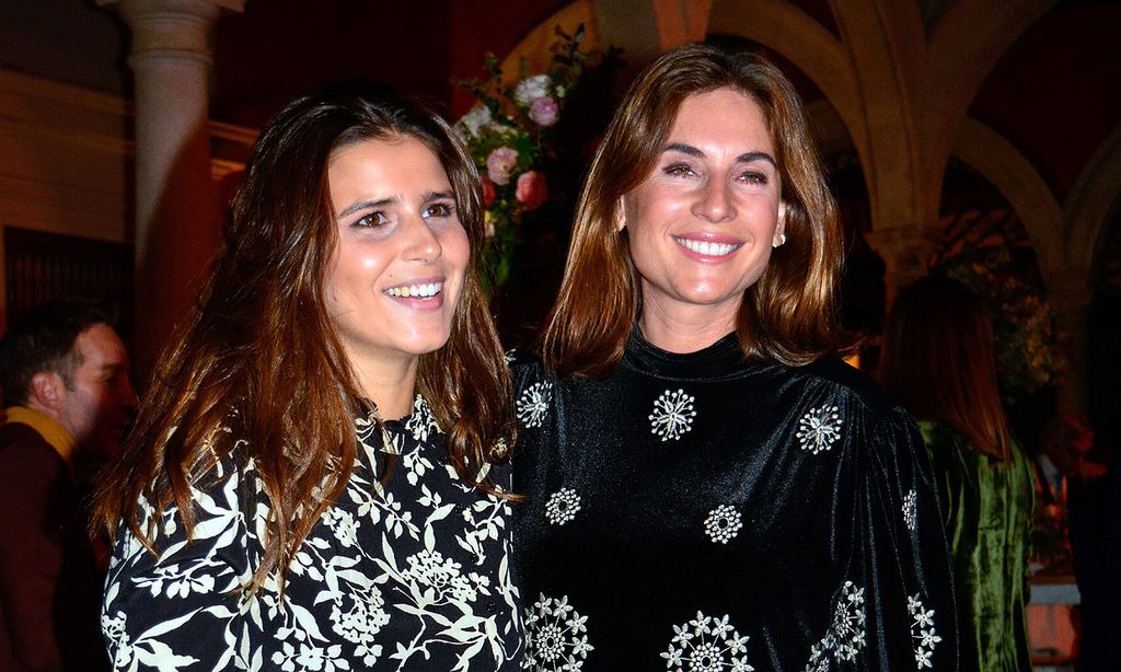 Cayetana Rivera felicita a Lourdes Montes con un elegantísimo posado juntas