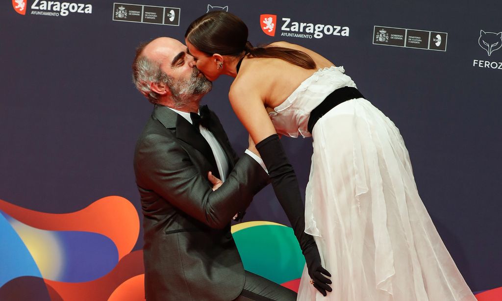 El beso de película de Luis Tosar y María Luisa Mayol