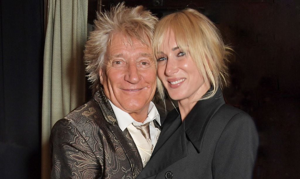 ¿A la tercera va la vencida? Kimberly, hija del cantante Rod Stewart, se ha comprometido