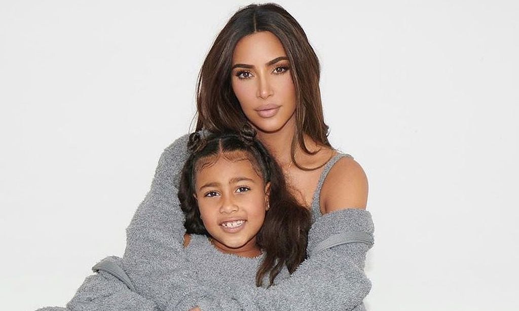 ¿Seguirá los pasos de su padre? North West, hija de Kim Kardashian y Kanye West, sorprende cantando