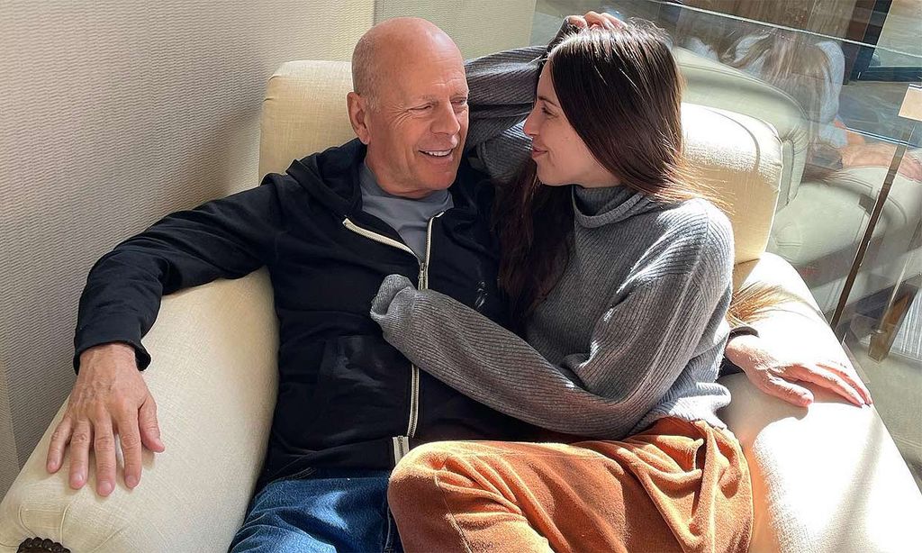 Scout agradece con estas dos fotos de Bruce Willis el cariño recibido tras anunciar la enfermedad de su padre
