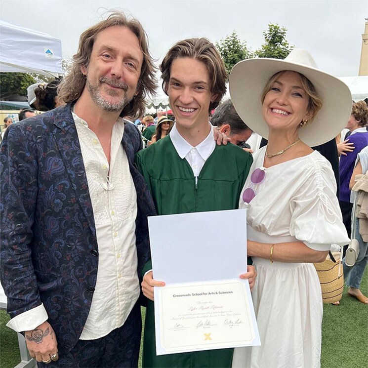 Kate Hudson, de celebración con sus tres hijos y su exmarido