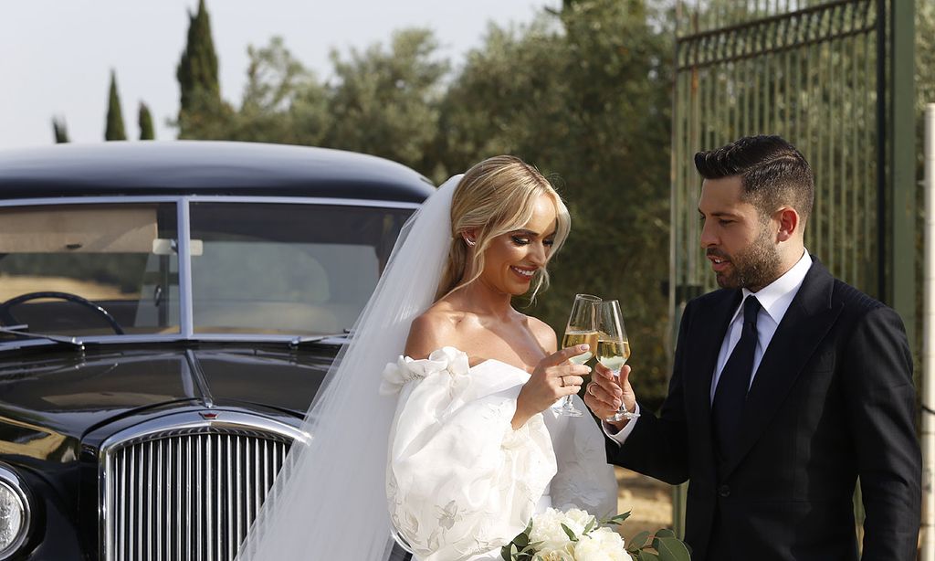 ¡Sí quiero! Jordi Alba y Romarey Ventura ya son marido y mujer