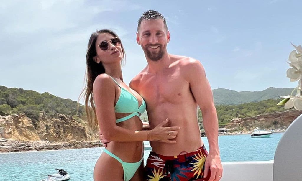 Leo Messi y Antonela Roccuzzo vuelven con sus hijos a España para disfrutar de unas exclusivas vacaciones