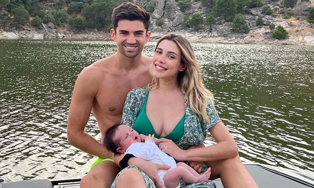 Enzo Zidane y Karen Gonçalves, exultantes durante sus primeras vacaciones como padres primerizos