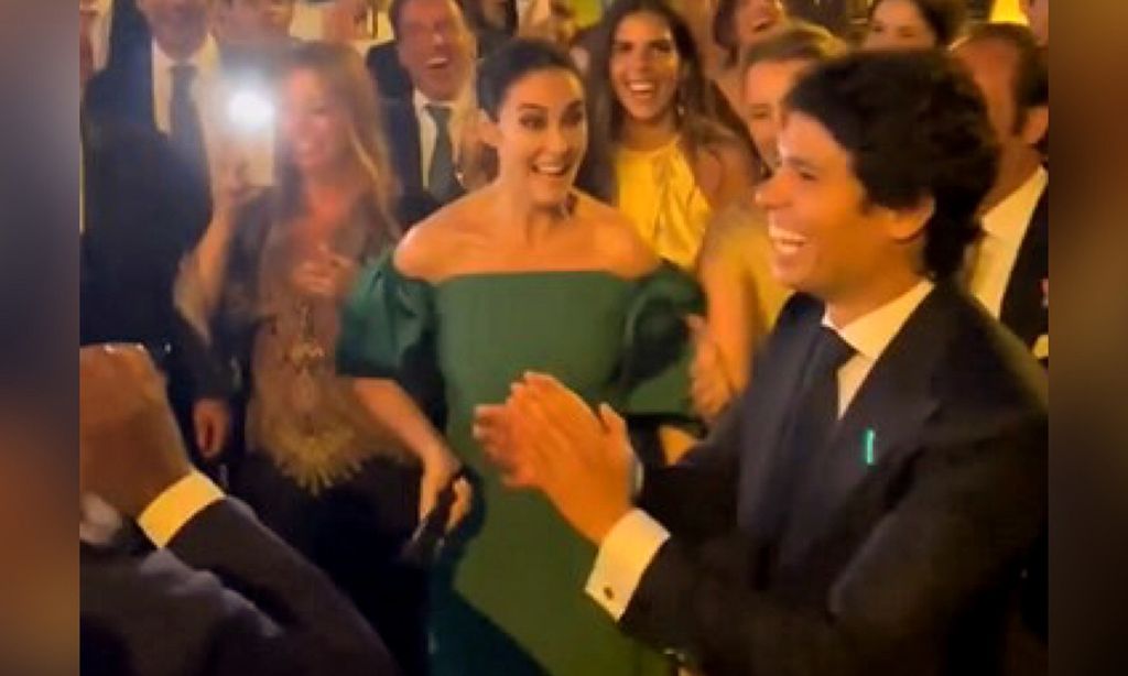 ¡El novio bailando salsa jaleado por Vicky Martín Berrocal! La divertida fiesta de boda de Álvaro Castillejo