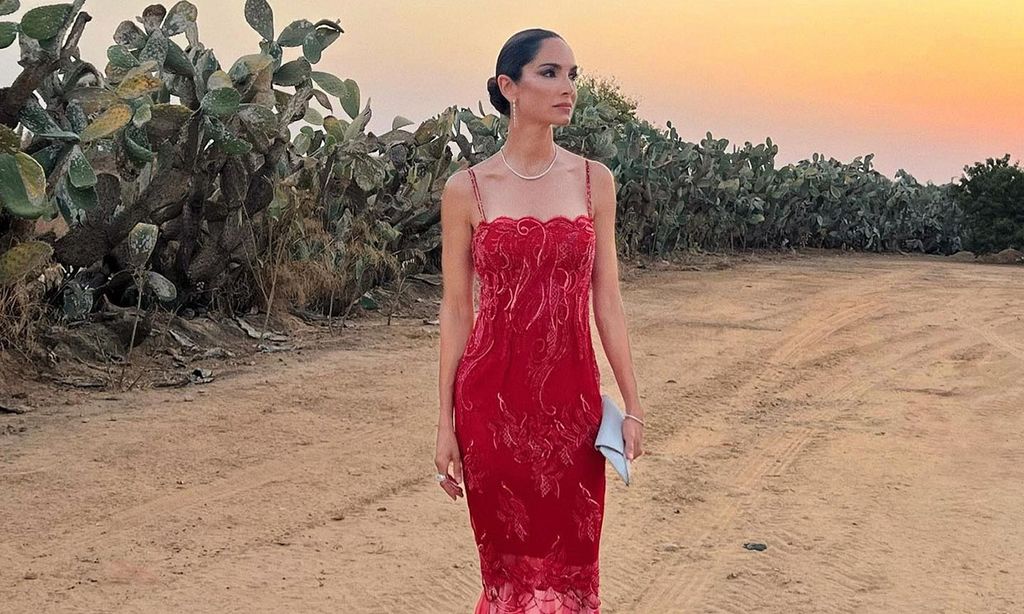 La curiosa historia de este traje de alta costura de Eugenia Silva que en su día llevó otra elegantísima mujer