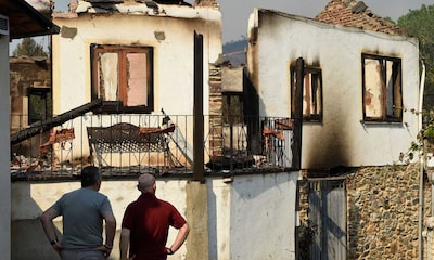 Casas devastadas por las llamas, la tragedia detrás de la ola de incendios sin precedentes en España