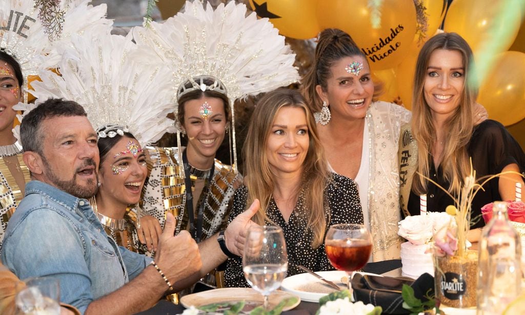 Nicole Kimpel celebra su cumpleaños junto a Antonio Banderas en una espectacular fiesta en Marbella