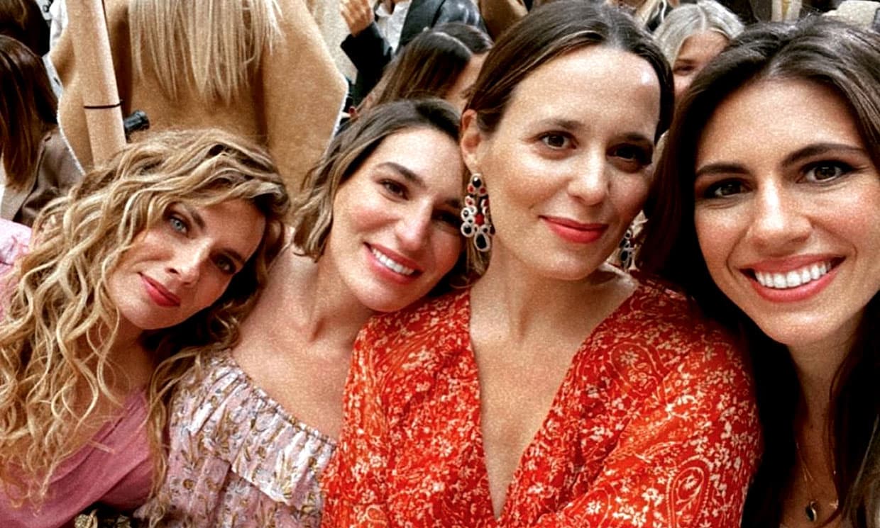 Las cuatro hijas de Sandra Domecq, juntas