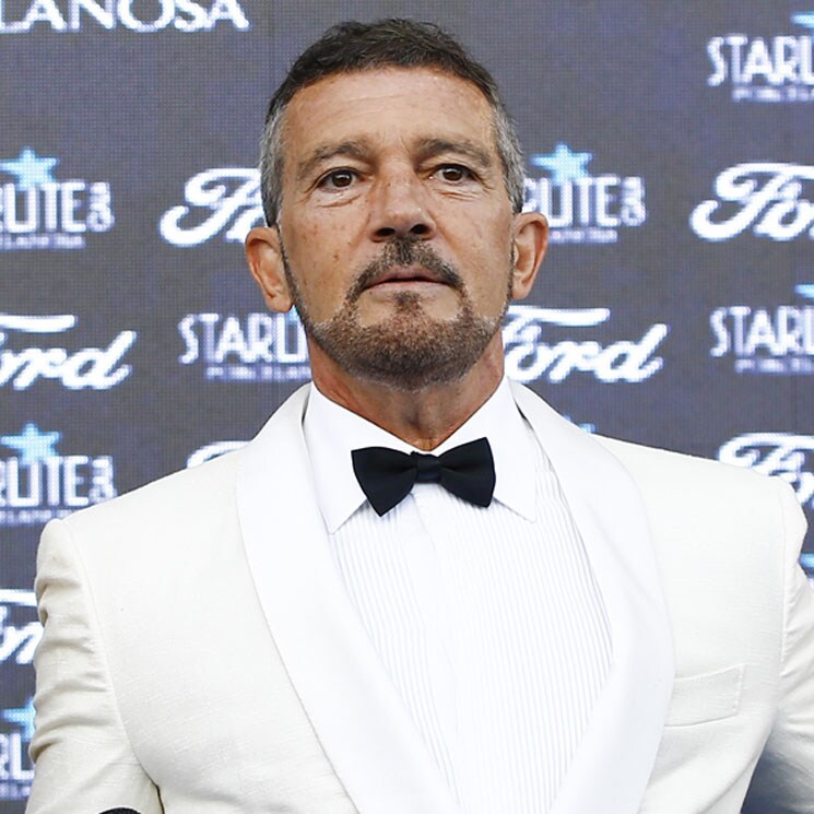 Antonio Banderas presume orgulloso de su hija como su mejor ayudante de dirección