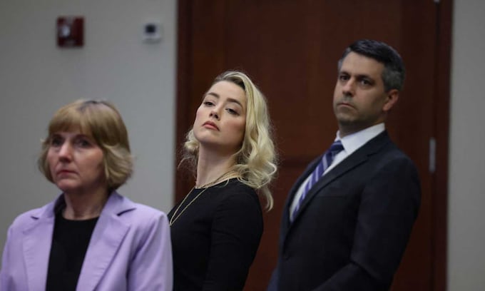 Amber Heard y sus abogados