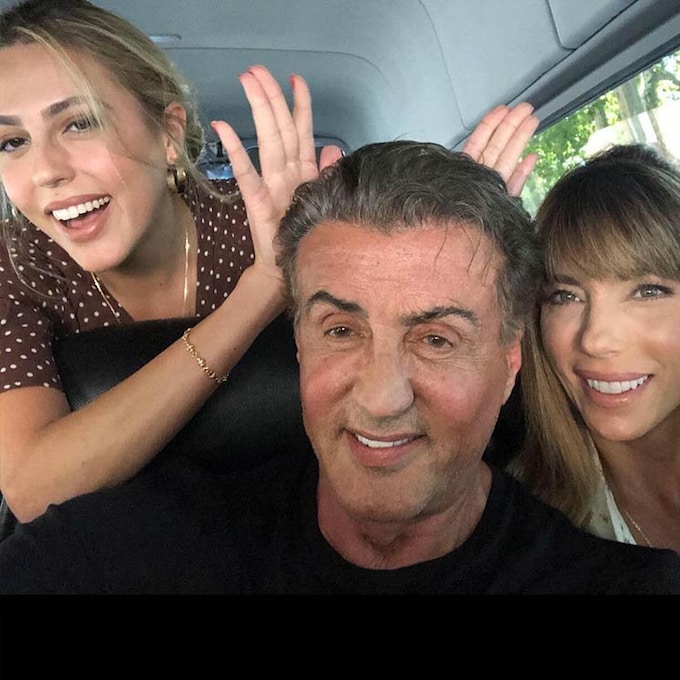 Sylvester Stallone comparte fotos en familia (incluida su ex) en medio de su complicado divorcio 