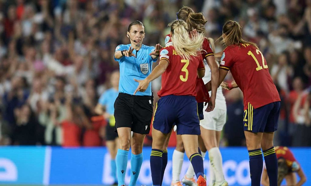 Selección española de fútbol femenino