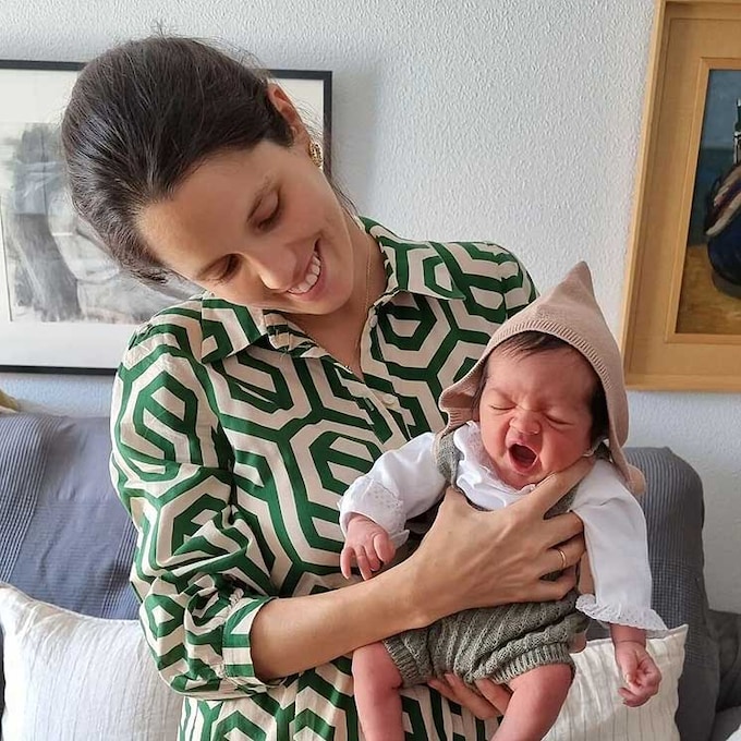 Clara Villalón ya está en casa con su bebé al que ha llamado...