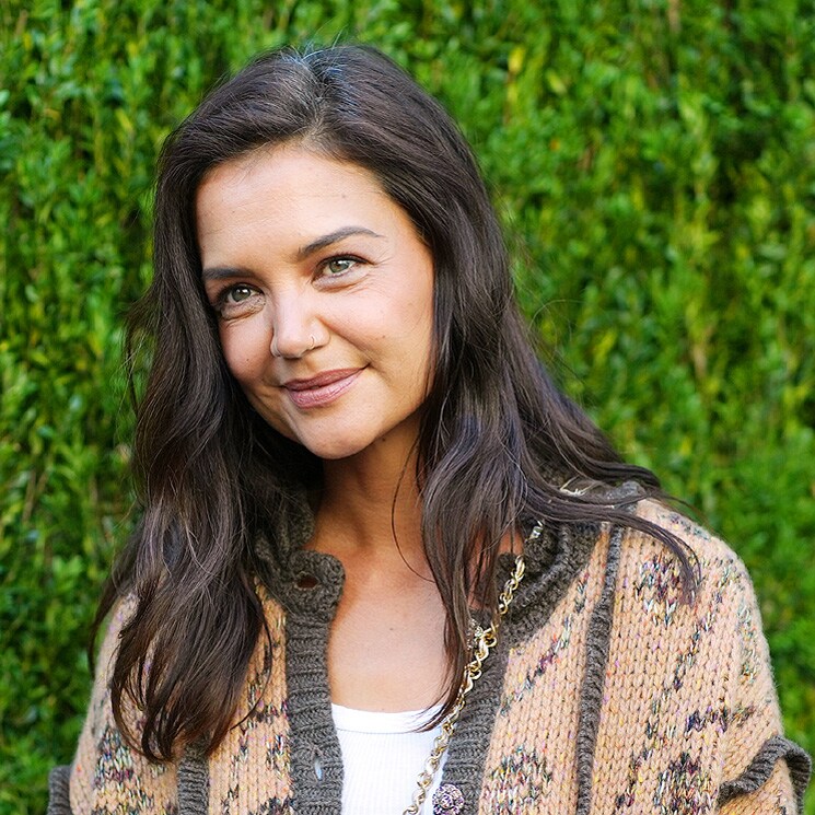 Katie Holmes reinventa los 43 con un piercing en la nariz y sin cubrir sus canas