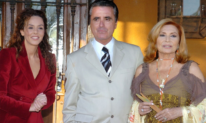 José Ortega Cano con Rocío Carrasco y Rocío Jurado
