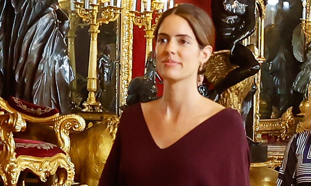 Sofía Palazuelo reaparece radiante en la recta final de su embarazo en el besamanos del Palacio Real