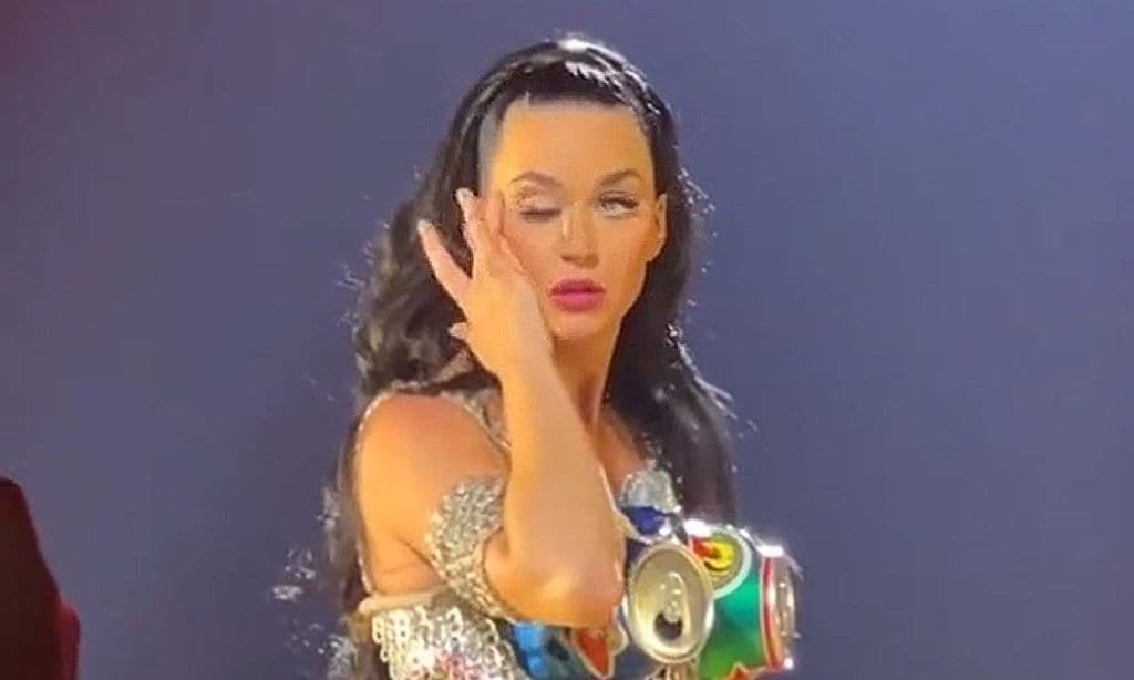 ¿Qué le ha pasado a Katy Perry en el párpado derecho?