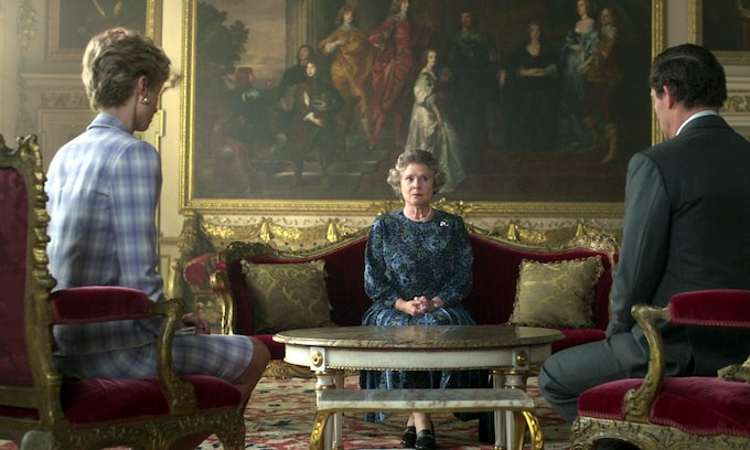 Isabel II, Diana y Carlos en 'The Crown'