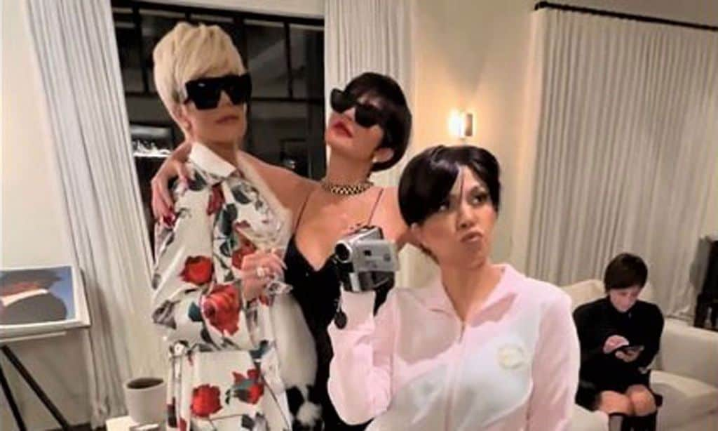 ¡Todas son Kris Jenner! El originalísimo 'dress code' del cumpleaños de la matriarca de las Kardashian