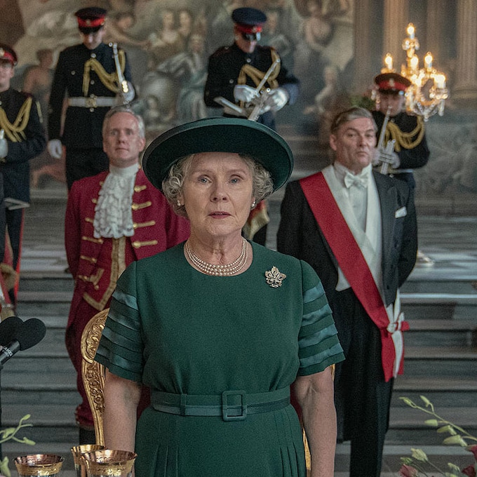 'The Crown' eclipsa los estrenos navideños de las novedades hoy de Netflix