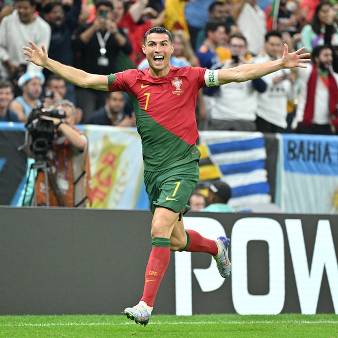 Cristiano Ronaldo, eufórico celebrando su nuevo triunfo mientras Georgina presume de 'el amor de mi vida'