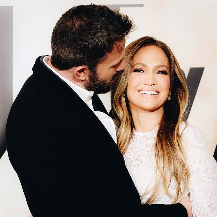 Jennifer Lopez revela la romántica inscripción que Ben Affleck grabó en su anillo de compromiso