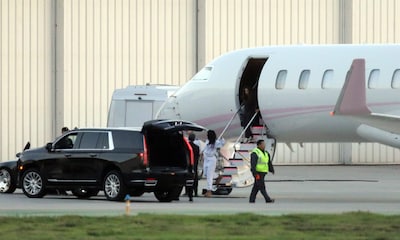 Kylie Jenner aterriza en Los Ángeles por todo lo alto, ¡con su jet privado de 70 millones de euros!