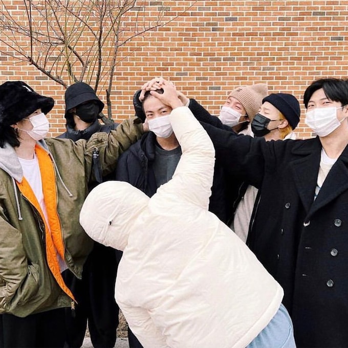La cariñosa despedida de BTS y sus fans a Jin, el primero del grupo en hacer el servicio militar