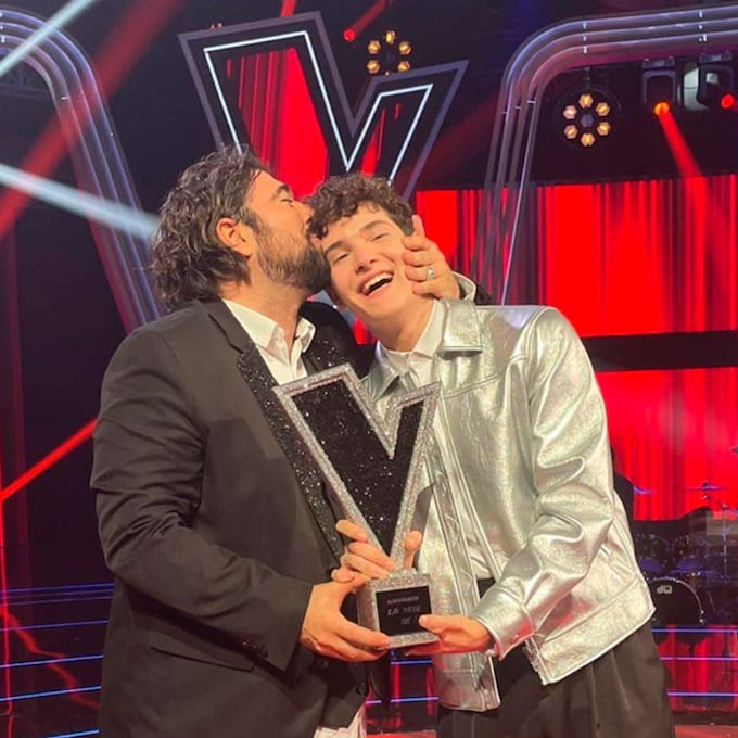 Javier Crespo, con tal solo 18 años, se alza como ganador de 'La Voz' de la mano de Antonio Orozco