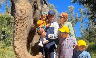 La apasionante visita al zoo de Víctor Janeiro y Beatriz Trapote con sus hijos ¡entre rinocerontes y elefantes!