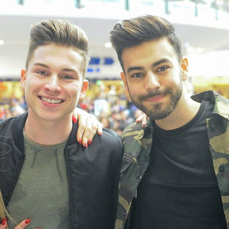 ¿Han sido pareja Agoney y Raoul en 'OT' 2017? Las versiones de ambos no pueden ser más diferentes