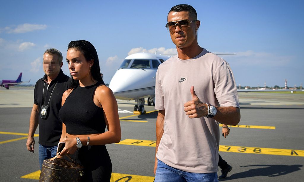 Cristiano, Georgina y sus hijos ya vuelan hacia Arabia Saudí: los próximos pasos de su nueva vida allí