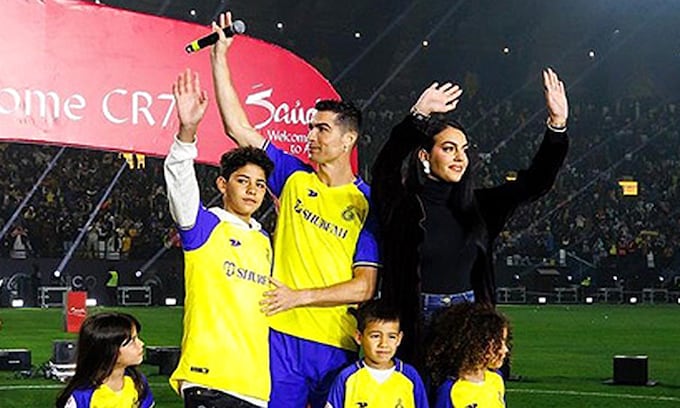 Cristiano Ronaldo y su familia 