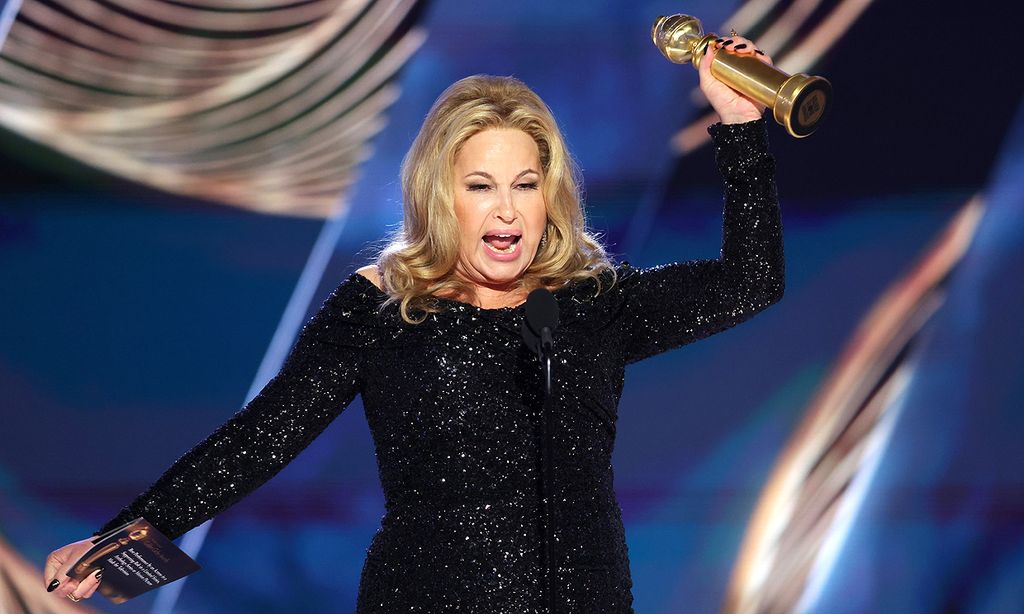 jennifer coolidge globos de oro 2023