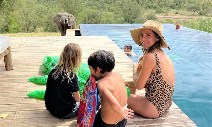 ¡Entre elefantes y leones! La apasionante aventura africana de Elsa Pataky y Chris Hemsworth con sus tres hijos