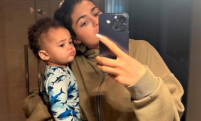 Kylie Jenner muestra por primera vez el rostro de su hijo con Travis Scott y revela su nuevo nombre