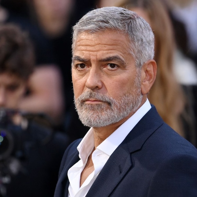 George Clooney explica cómo fue su adolescencia con parálisis de Bell 