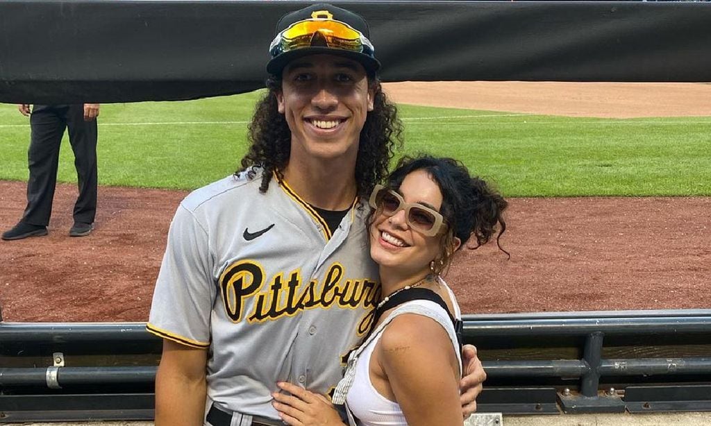 ¿Se ha comprometido Vanessa Hudgens? Descubre a Cole Tucker, el jugador de béisbol que podría ser su marido