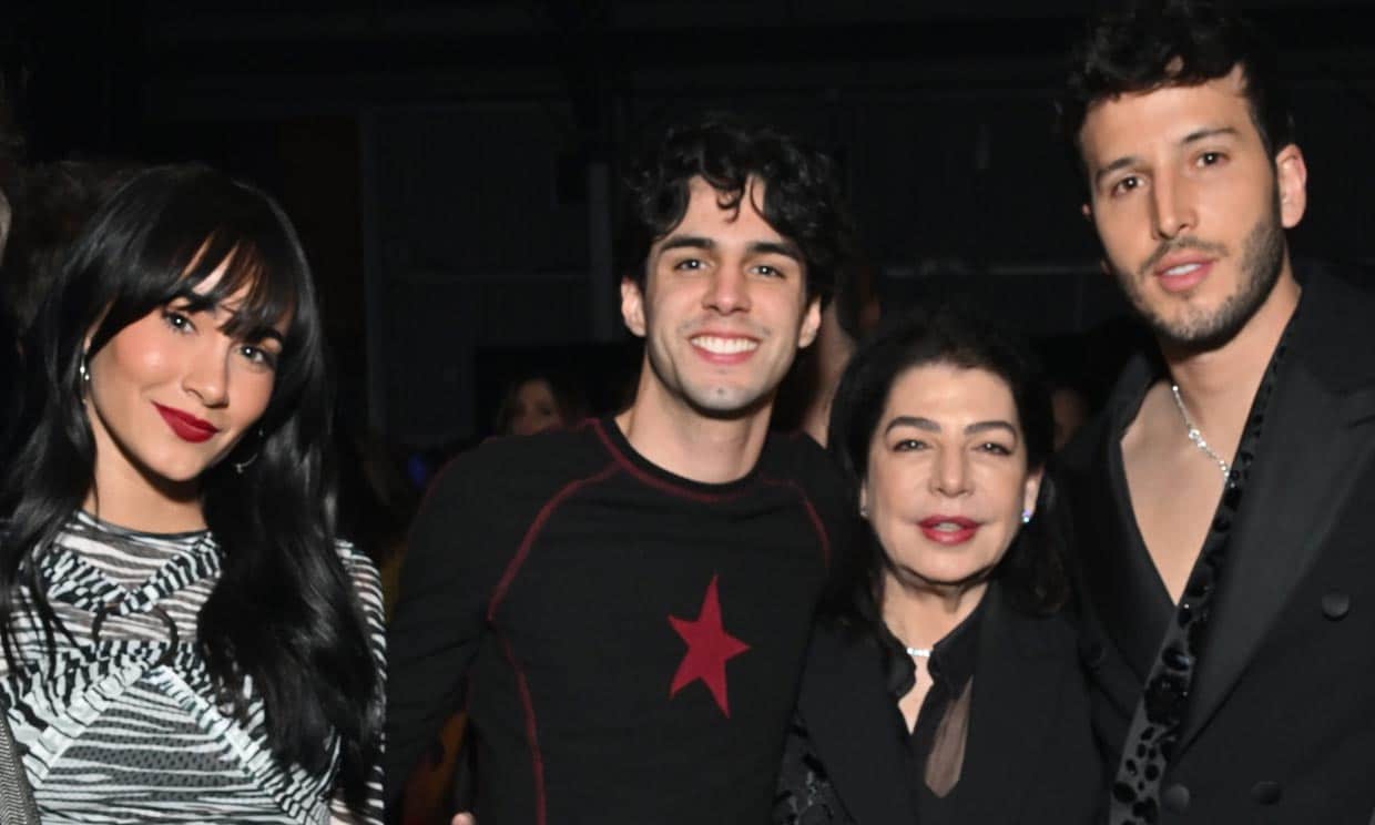 Stephen Sanchez con Aitana y Sebastián Yatra en la fiesta post Grammy