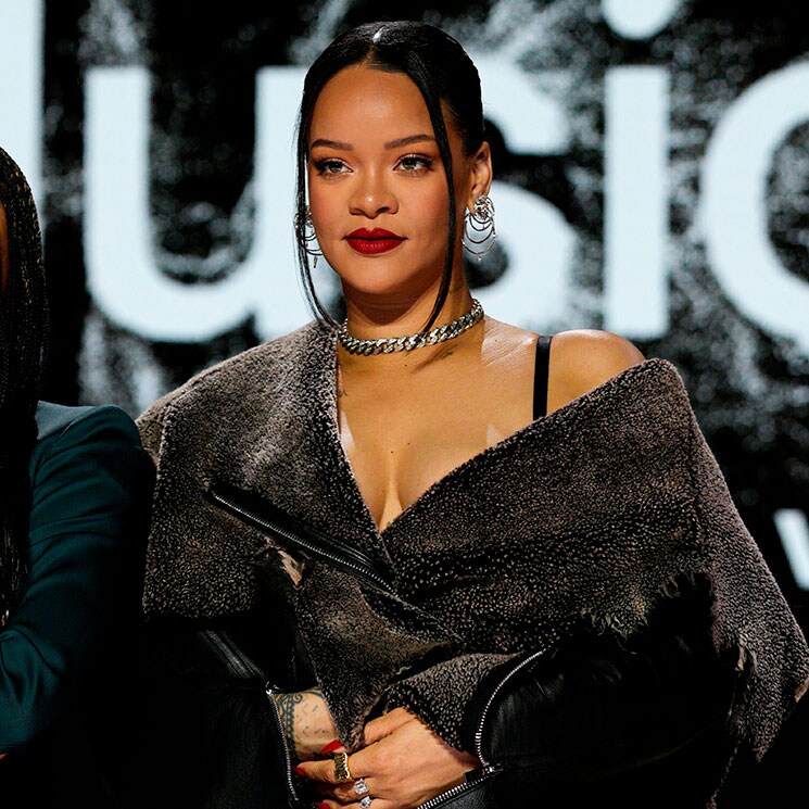 Rihanna da pistas sobre su actuación en la Super Bowl y confiesa que ha sido un reto prepararse
